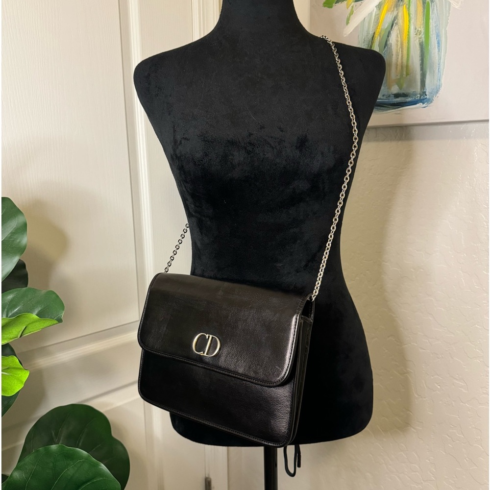Vintage Christian Dior black clutch 🎉